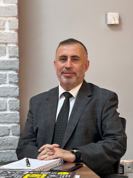 Yazar